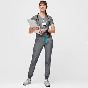 Figs Set Medium Zamora Jogger Scrub Pants Catrina Scrub Top Small Graphite Gray